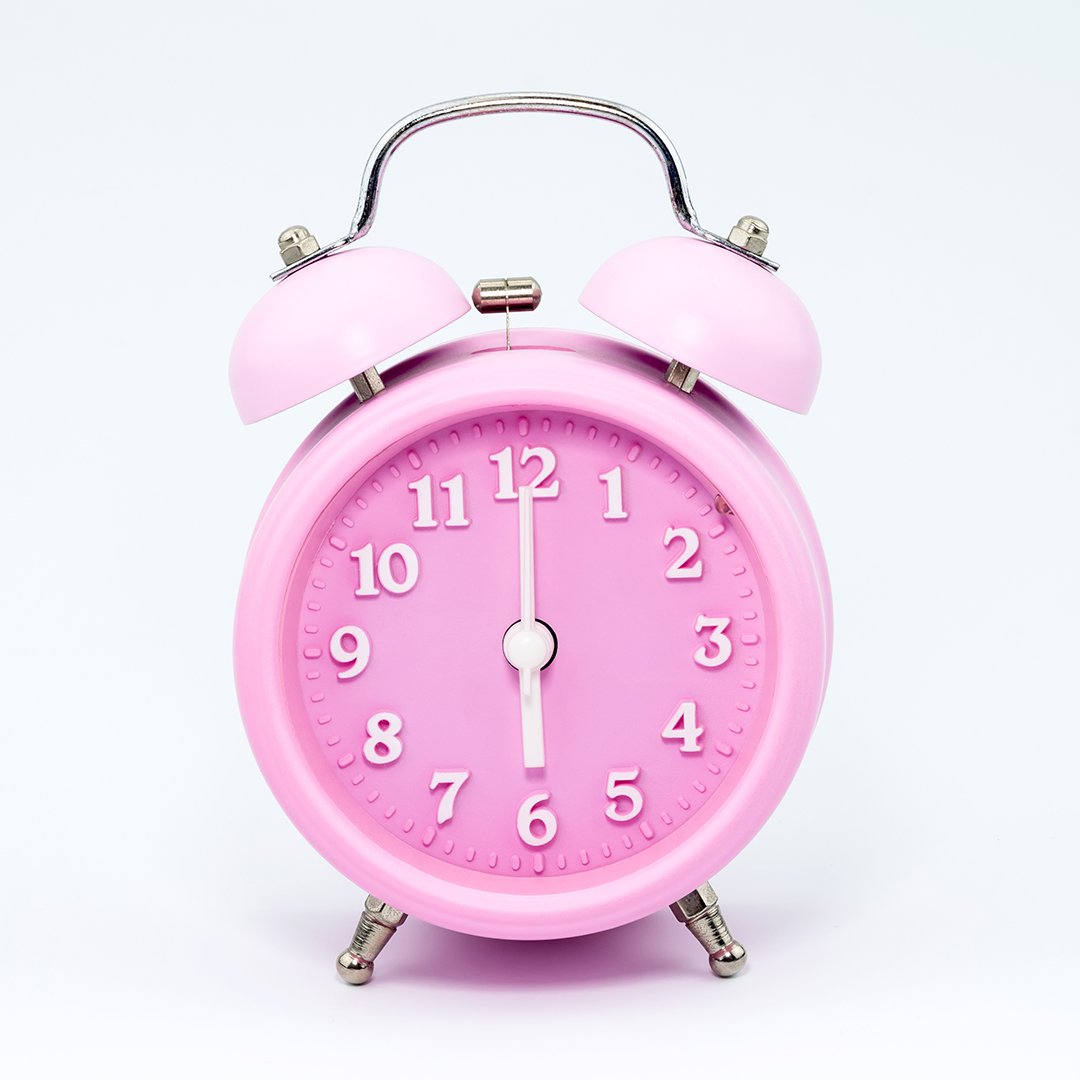 Hafta sonuna şunun şurasında ne kaldı ki? En sevdiğin dondurmayı yiyeceğin, keyifli ve stresten uzak iki gün seni bekliyor! ⏰😄😍