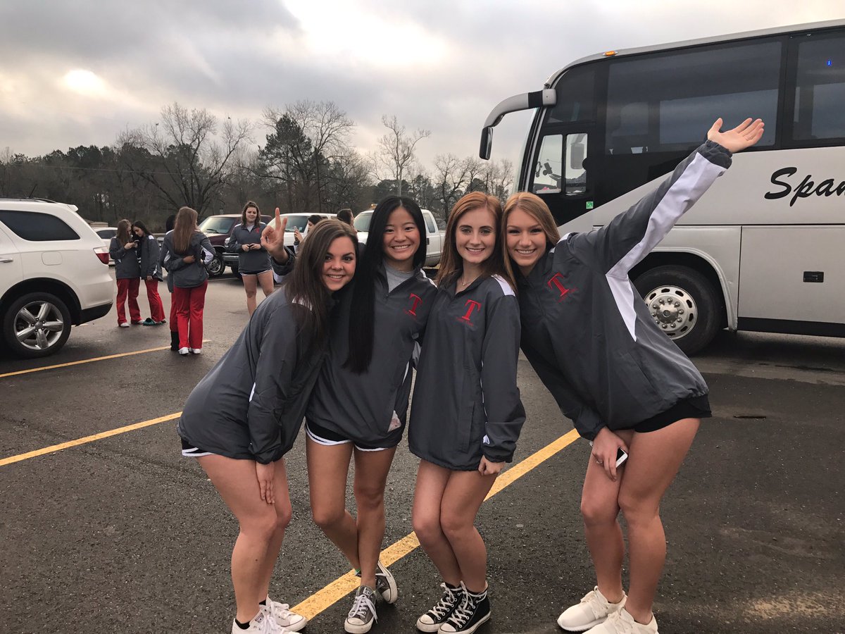 CheerTioga's tweet photo. Say a prayer for safe travels this weekend in Dallas, we appreciate all the support!! #OffToDoGreatThings #ToTB 💘🎊 https://t.co/haAIbyOWoC