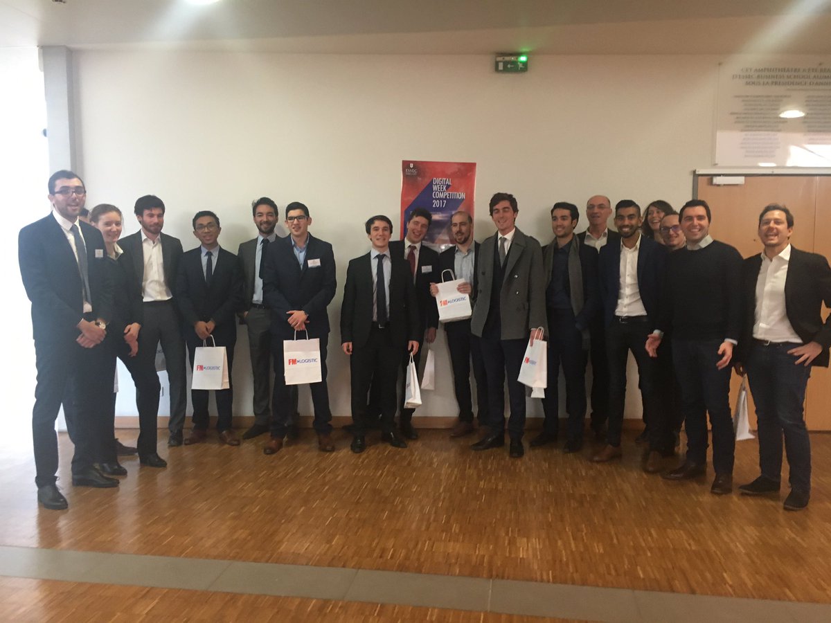 constance_Huc's tweet image. Merci et bravo aux étudiants  Essec #Fmlogisticgroup pour vos idées, votre énergie et votre implication #essecDWC