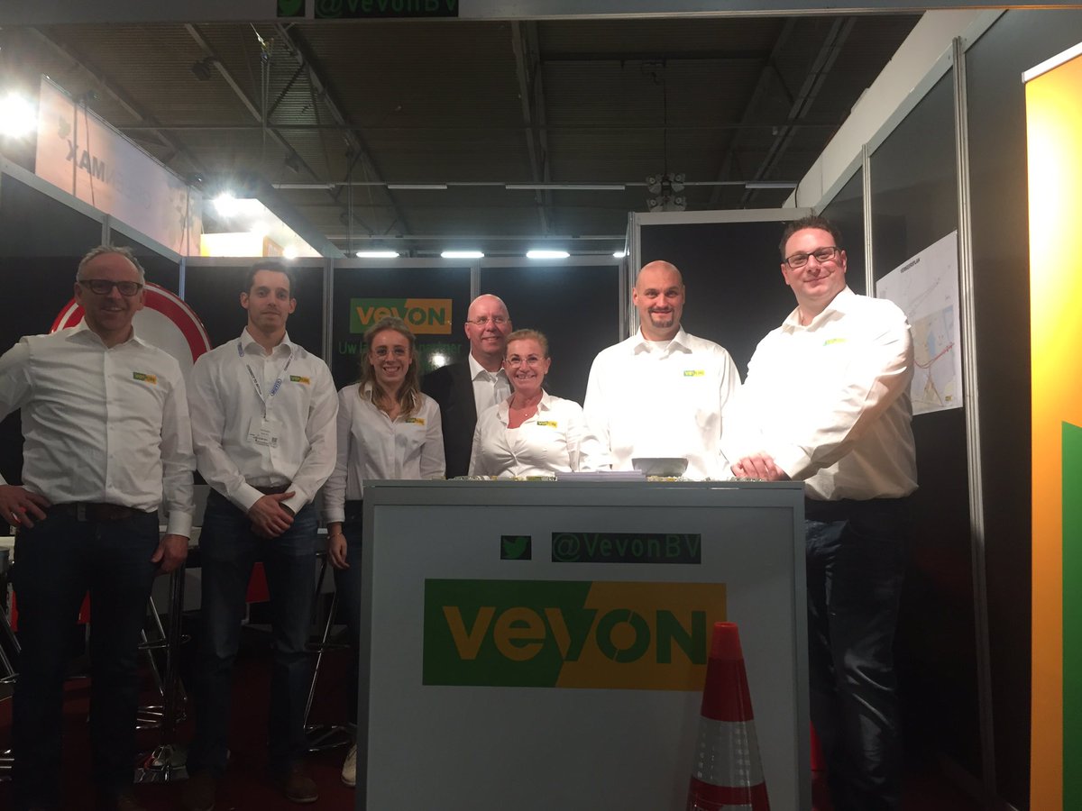 VevonBV's tweet photo. Het team van Vevon wilt iedereen bedanken voor de aanwezigheid en met name @InfraTech #Rotterdam #infratech2017 #vevon https://t.co/0eCC2McFho