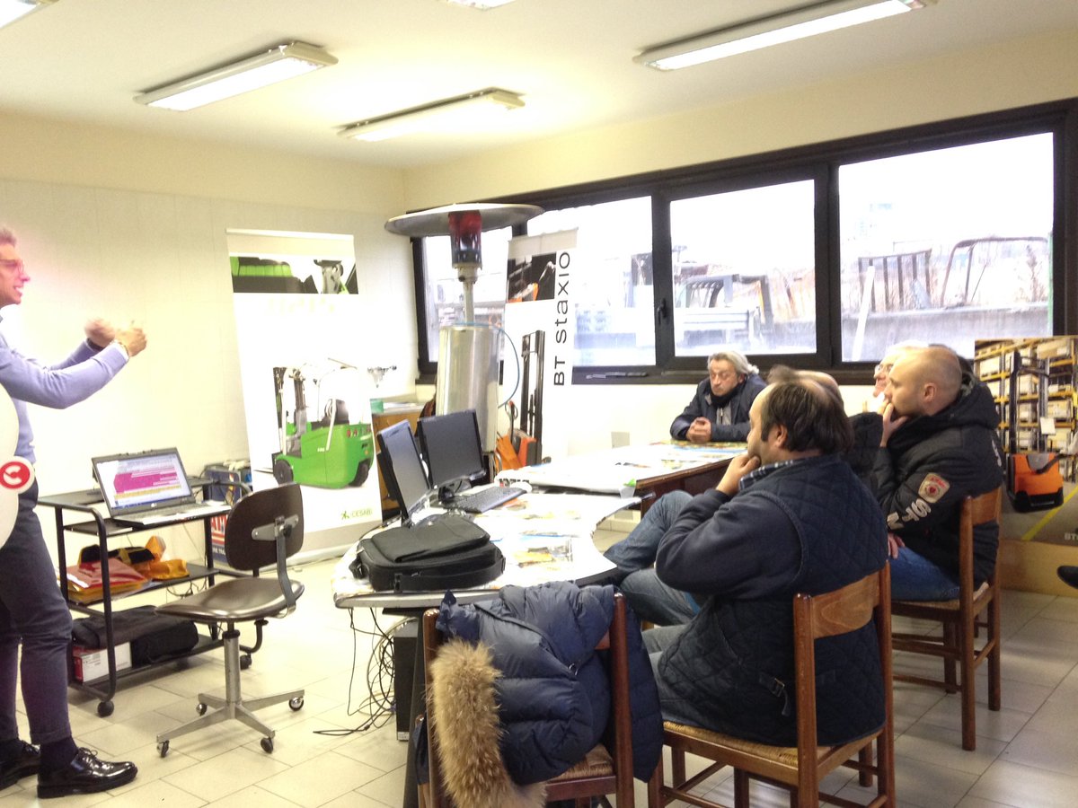 carelsudsrl's tweet photo. Continua la formazione per #sicurezza #sicurezzasuiluoghidilavoro #lavoro https://t.co/vTQVETPhiE