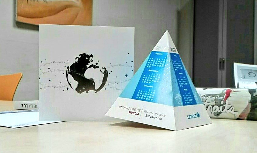 RainStudiosJE's tweet photo. ¡Apenas comienza el año y en #RainStudios ya estamos con las manos en la masa! Preciosa felicitación recibida de @umnoticias y @unicef_es 😍 https://t.co/cVkfHJZZ8u
