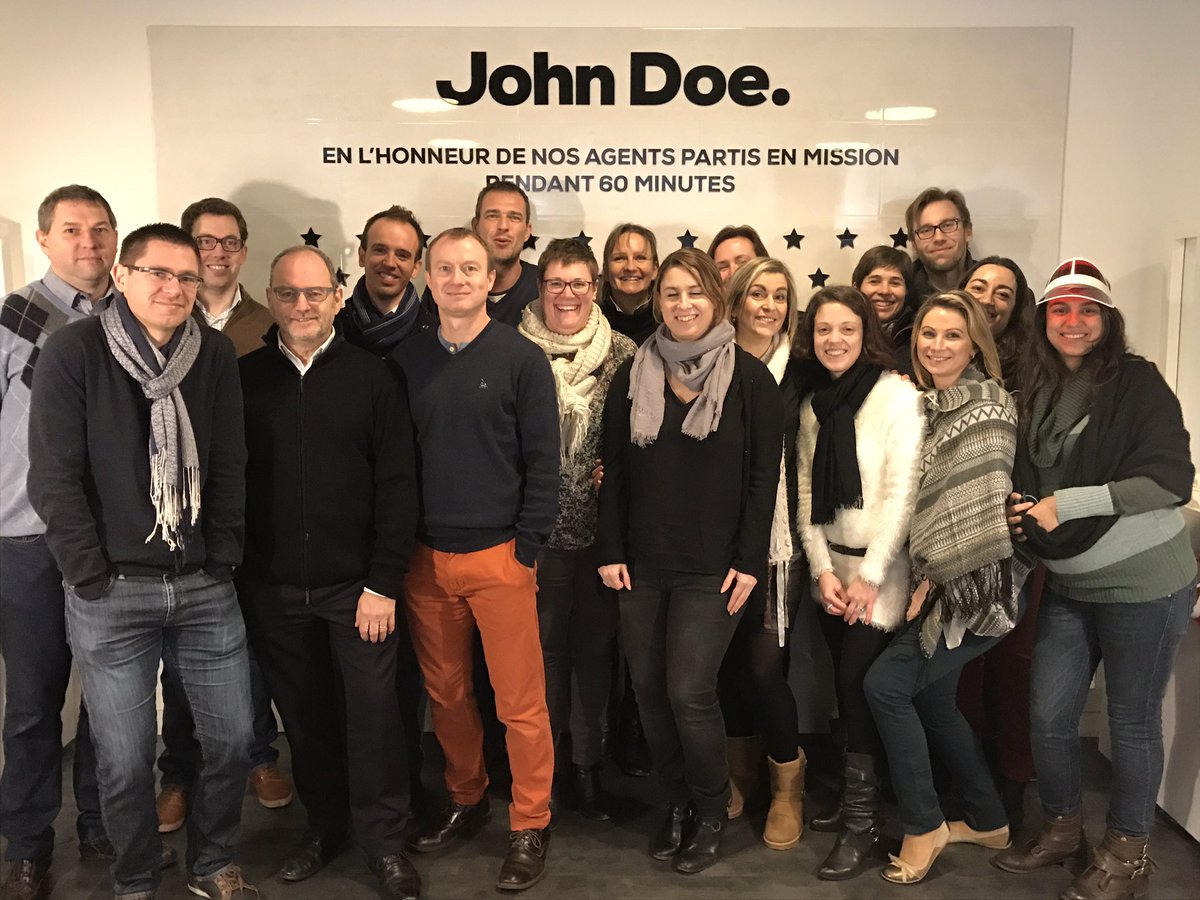 B4C_eu's tweet photo. Ouf! Tout va bien, le compte est bon, nous sommes au complet! @johndoe_lille #TeamBuilding @PoleIAR https://t.co/6ZkG5SLPbv