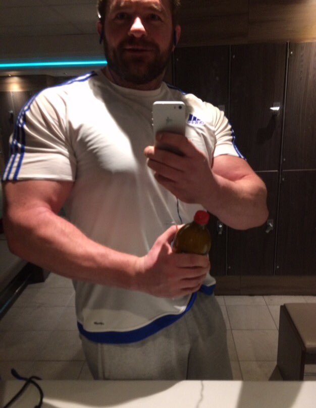 samnfgnft's tweet photo. Stoked with my progress over the last 12 months after avoiding back surgery because of @CoreClinicsUK #TeamCore  #HighPerformanceHealthcare https://t.co/XJU2a9L75b