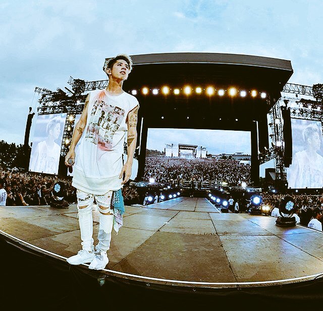 ryusuzuki12271's tweet photo. ONE OK ROCK垢作りましたみんなどんどん無言追加でもいいんでフォローしてください！

#OORerさんと繋がりたい 
#ONEOKROCK好きな人RT 
#ONEOKROCK https://t.co/NG8oVQj70S
