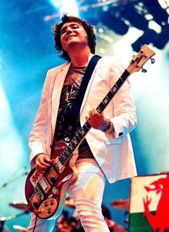 Happy Birthday Nicky Wire    xxx  