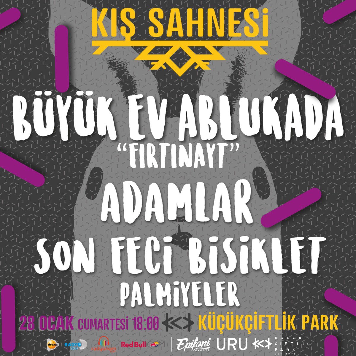 Haftaya Cumartesi, Küçükçiftlik Park'ın üstü kapalı konser çadırında sahnedeyiz.