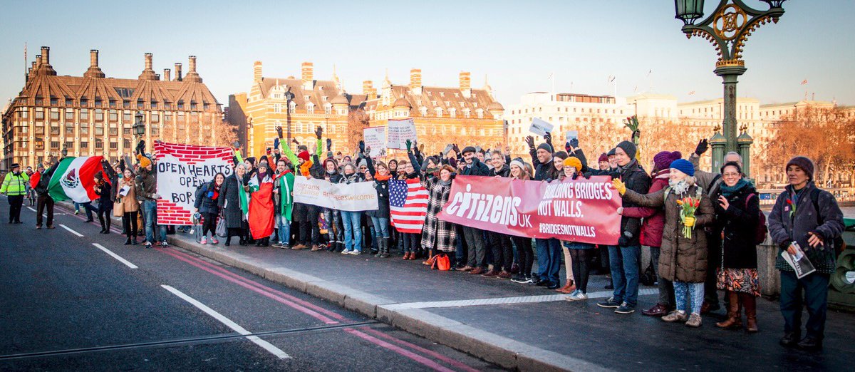 dorameade's tweet photo. Amazing to be part of #refugeeswelcomehere banner drop on Westminster bridge. Ray of hope on a dark day #bridgenotwalls https://t.co/PAexQrB7Ye