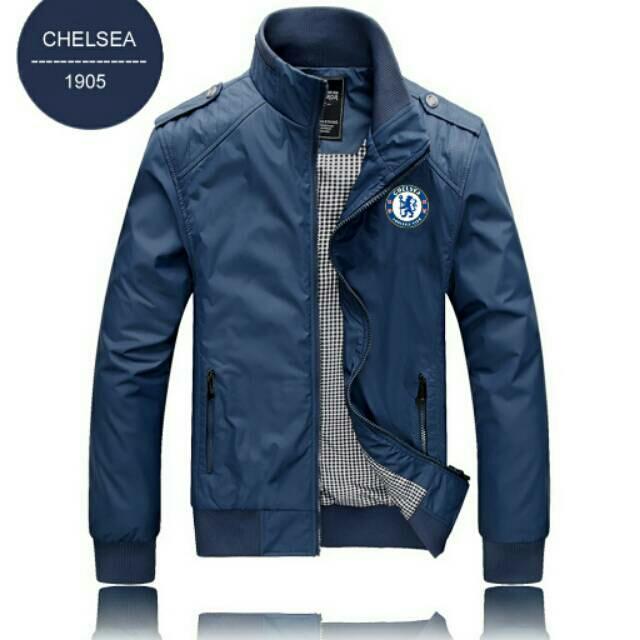 DesainSoccer's tweet photo. JAKET WP BIRU CHELSEA seharga Rp170.000. Dapatkan produk ini hanya di Shopee! https://t.co/EH5yhoPa5T #ShopeeID https://t.co/0kyiy9829N