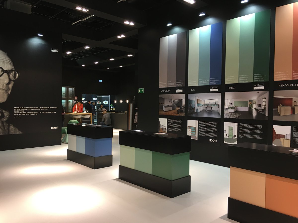 LC_LeCorbusier's tweet photo. LEICHT - This booth is just spectacular!
#polychromiearchitecturale #kitchenstyle #livingkitchen17 #leichtkitchen #lecorbusier https://t.co/cscHYsFa9J