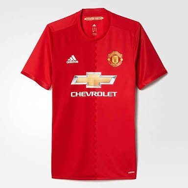 Gamesclothing15's tweet photo. #makeeveryGAMEcount #mufc #football @manchesterunited Get your club jerseys 🚩🚩🚩Dm, call or whatsapp 07053759969 to order now https://t.co/JEROWGXKxY