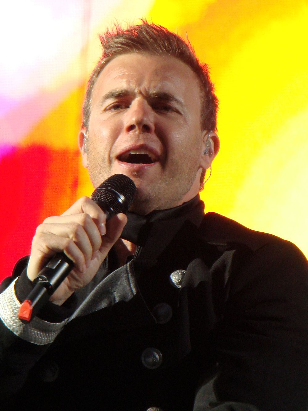 Happy birthday Gary Barlow English musician  