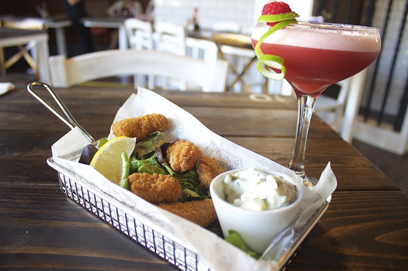 FishandChipK's tweet image. Need to just get out of the house? Come in for a light bite to eat and a #Cocktails 
#FishandChipKitchen