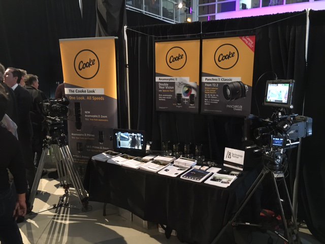 cookeoptics's tweet photo. .@ZGCfilmdigital & @Cooke_Optics representative Rich Eilers was at the #SIMTechShow yesterday showing off the new 32mm SF Anamorphic lens. https://t.co/H54Hw8rF9b