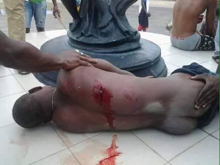 IykeObedOnuorah's tweet photo. BUHARI-Army Storm BIAFRA-TRUMP SolidarityRally#Burns US-ISREALI Flags#7-Short Dead  @netanyahu @realDonaldTrump @un https://t.co/RuU56X3hLa