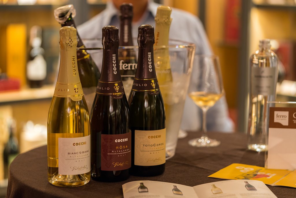 Ospite di #Ferrowine domani pomeriggio alle ore 16.00 la cantina Piemontese @CocchiWinery!