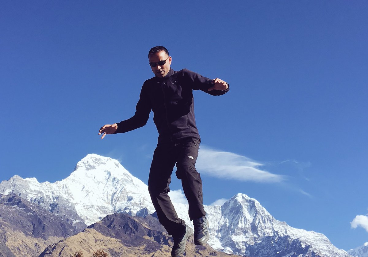 sushilbaral's tweet photo. Nature calling!
#Annapurna #ClimateChange #Machhapuchare #Mountain #Nepal #trekking #Pokhara #amazing #naturephotography #उ #मन #समय #बटुवा https://t.co/vMBPEOrClG