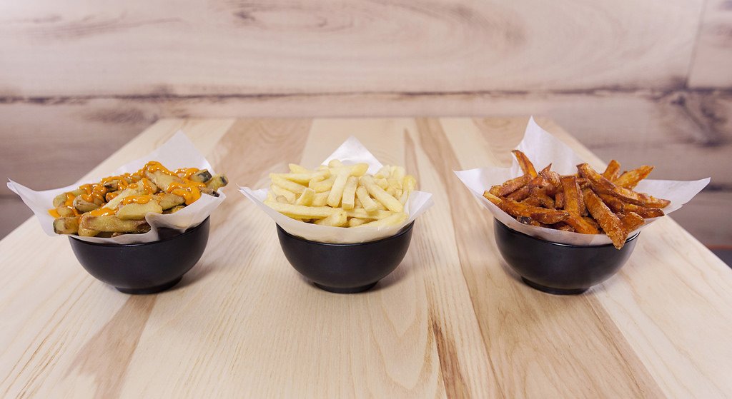 reys's tweet photo. Happy 'Fries-day'! What do you prefer? French, sweet potato or courgette? Book a table https://t.co/4ie2dtfaNI https://t.co/UwqLfpfxCa