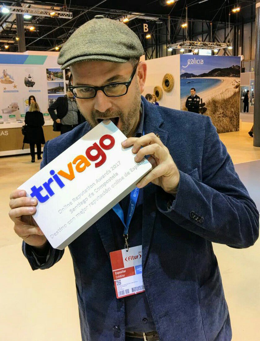 martinhonoriega's tweet image. Hoxe recollín en @fitur_madrid  o premio de @trivago_ES a Santiago como destino con mellor reputación online do Estado.
#OrgulloDeCidade