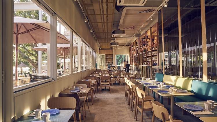 TimeOutSG's tweet image. Hold your meetups at these restaurants for large groups. #communaldining #reunion #biggroups bit.ly/1ukMnqL