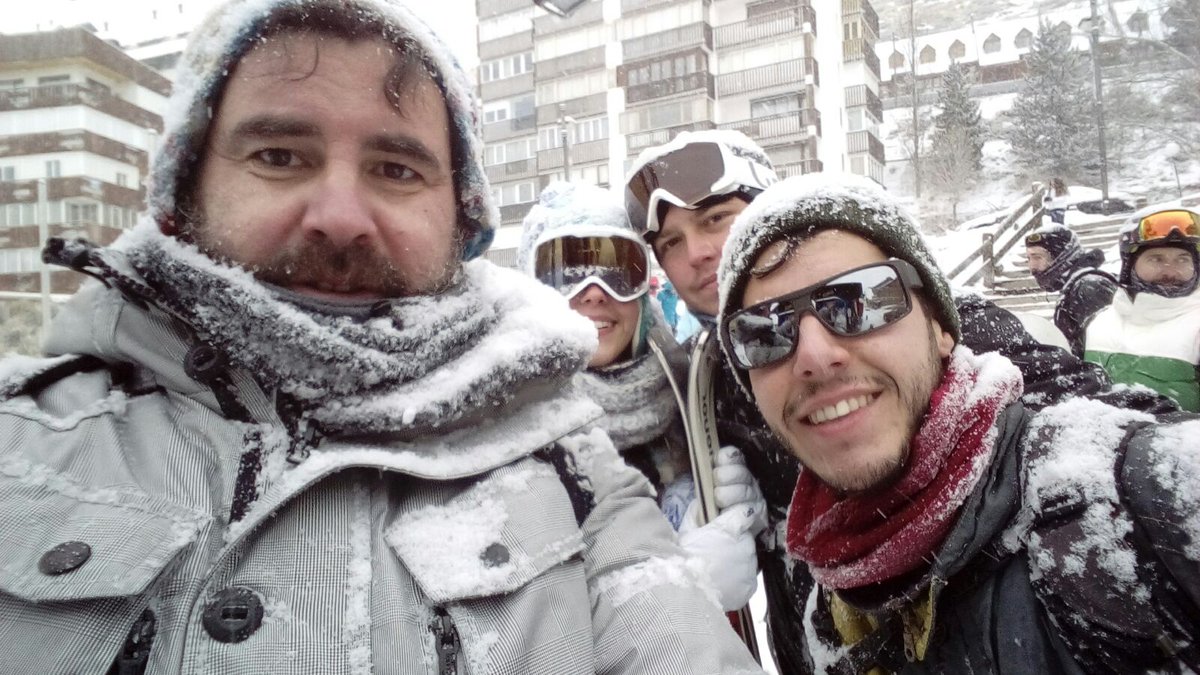 manuelrf92's tweet photo. Días perfectos en @websierranevada https://t.co/uFX6vLBzUi