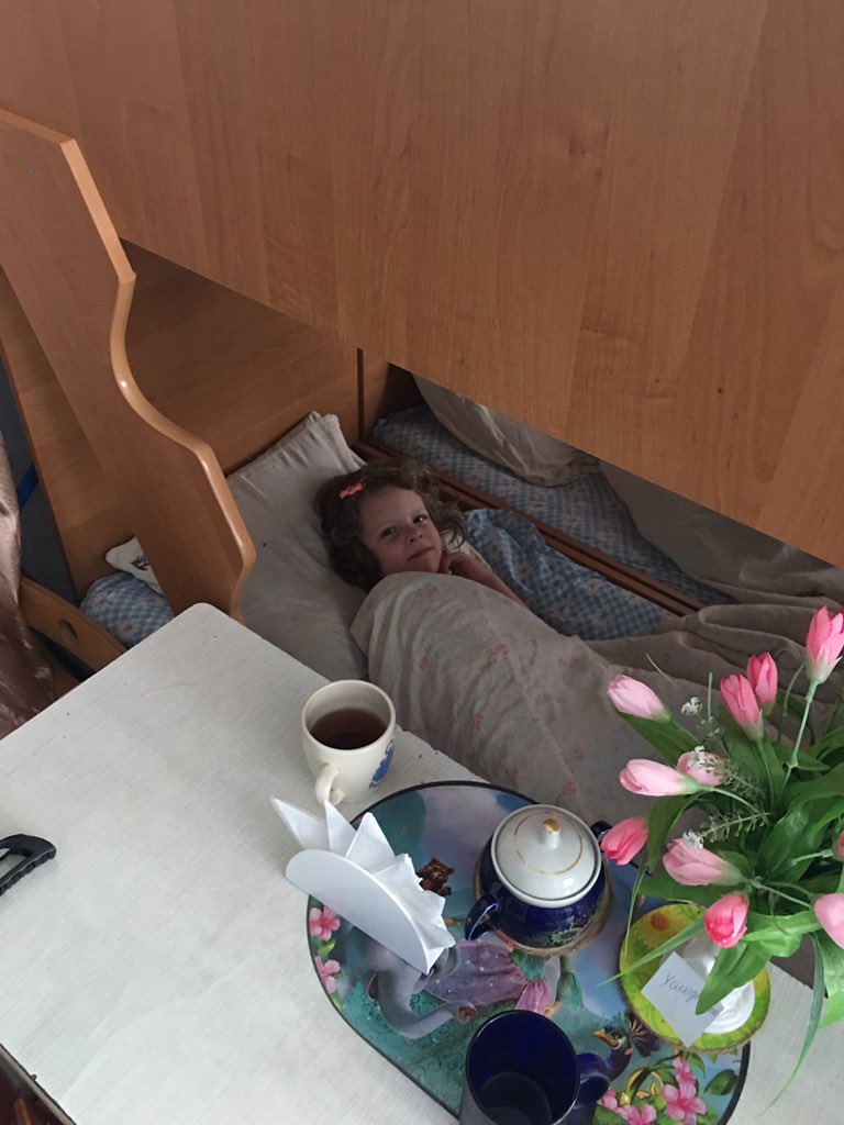 lloyd Crowe tweet media