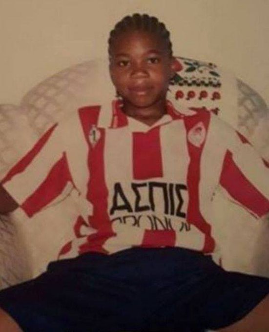 View image on Twitter