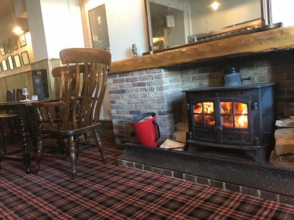 AtmosphericInn's tweet photo. Can't beat a #realfire. Goes well with our #realale and #realcider. Open all day every day. #devonfood #devonale #devoncider #devonpubs https://t.co/OIdpes9oQk