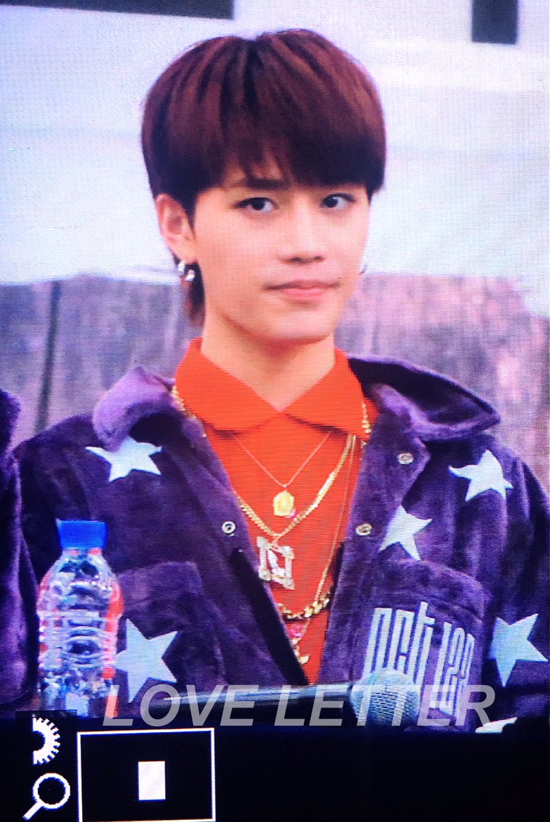 moontaeil_net's tweet photo. 170120 팬싸

#태일 #TAEIL #NCT127 https://t.co/e9AYWXqBa1