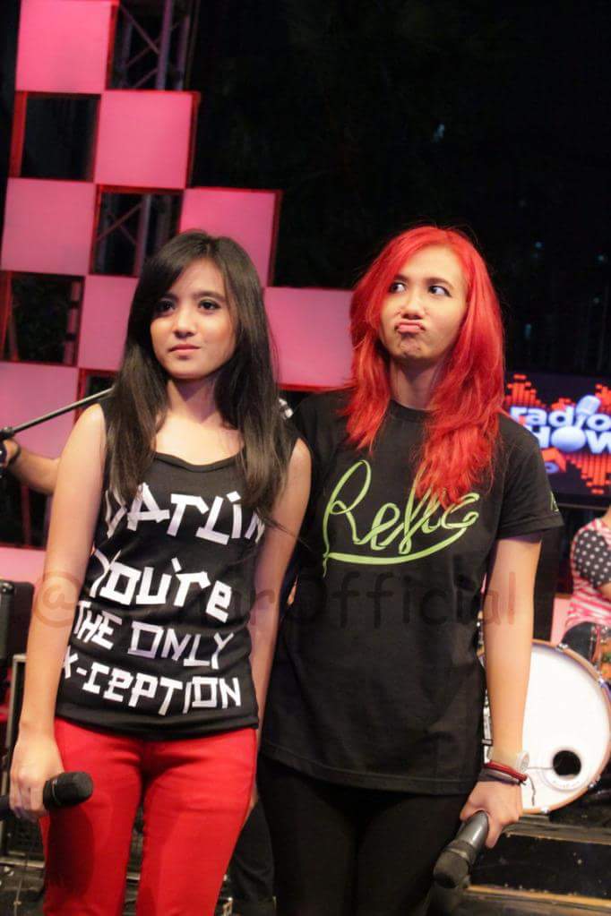 Siapa ini yakkkk..... Ckckckc..... <a href="/alliceiga/">fierza agie cilla</a> kapan nih paramorenite lagi.....