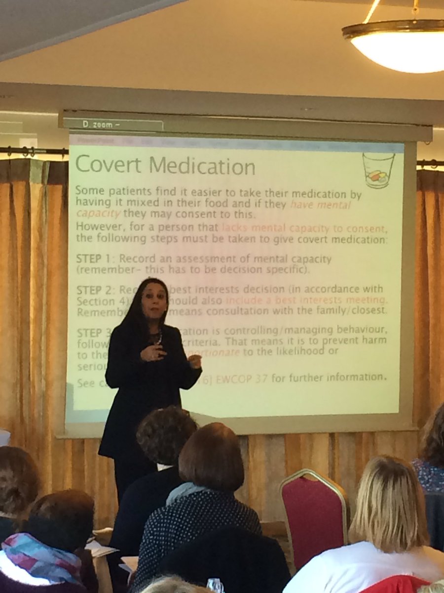 foxymac1's tweet photo. Great discussions on covert medication delivered by Aasya Mughal of @edgetraining1 at #MCAEvent @HEE_SWest https://t.co/4SKk9EcMCX
