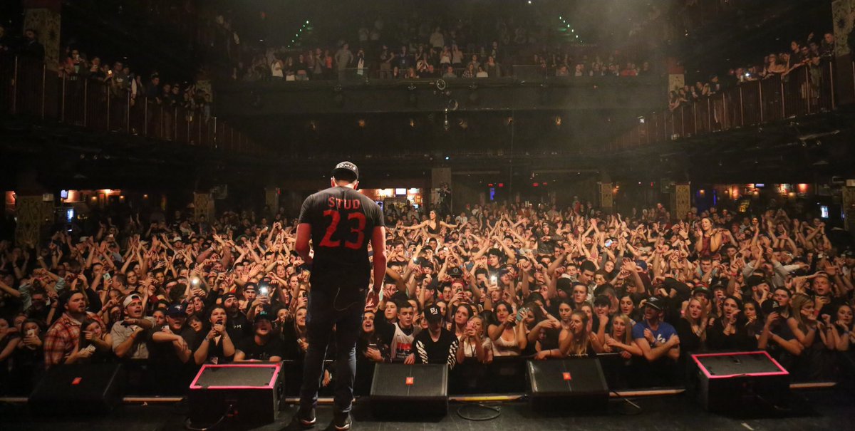 BA_OnCampus's tweet photo. The not-so-common tale of college reliever turned rapper, as told by @mlananna 

Meet @Mike_Stud👉🏻https://t.co/w8lLrgN93Y

#OnCampusRewind https://t.co/SLC3roGuSi