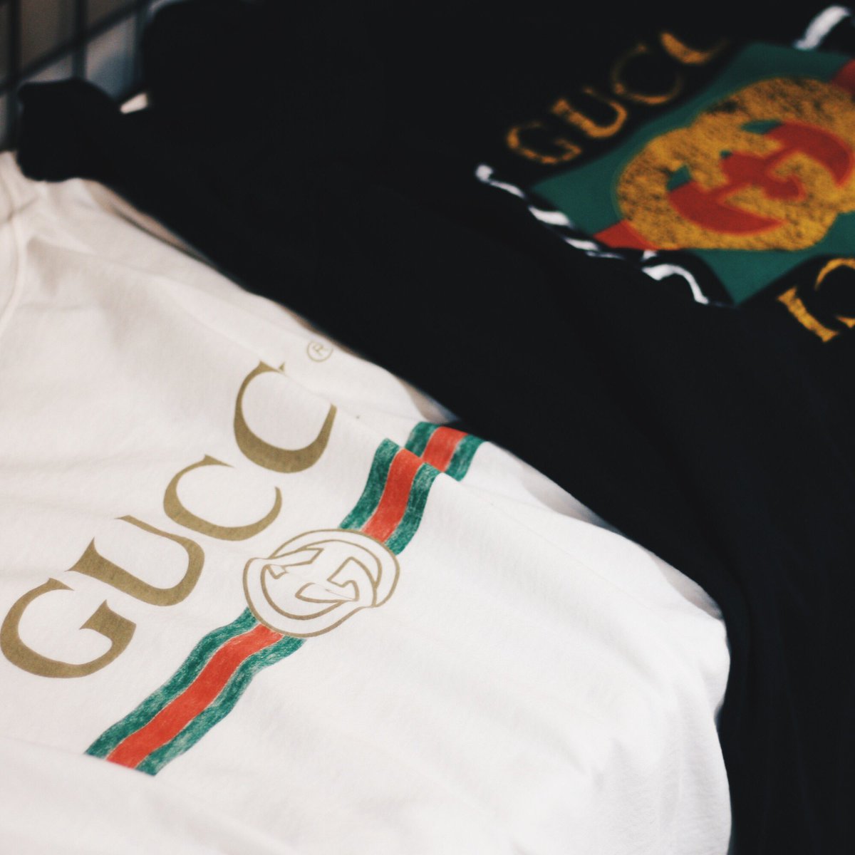Mステ出演が話題のBruno Marsが着用していたTシャツはGucciの2017SS 