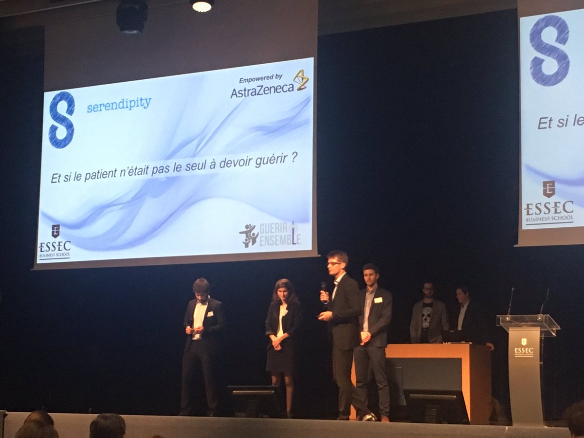 ESSEB_'s tweet image. L'équipe @Serendipity_DWC travaillant pour @AstraZenecaFR en finale ! #Serendipity #esseb #essecDWC