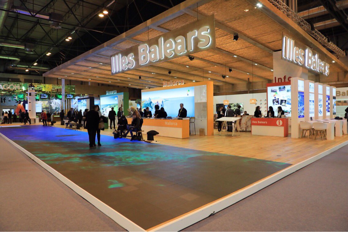 TurismeBalears's tweet photo. #FITUR2017 | Un stand a la altura de un destino único | Illes Balears Premio mejor stand institucional | GRACIAS. https://t.co/Rd3nzVGKmv