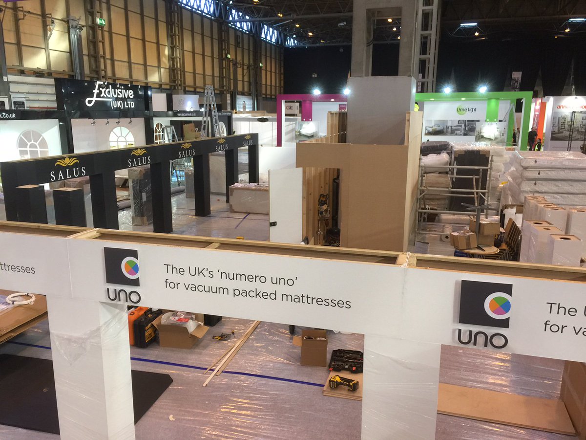 BreasleyBeds's tweet image. @JanuaryFurnShow day two progress the stand is coming together nicely and the team are very busy working hard. @UNOmattress @SalusBeds