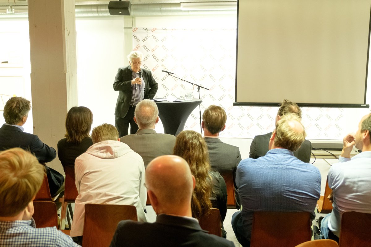8 febr. Create, sprekers <a href="/symonedebruin/">Symone de Bruin</a> <a href="/gem_apeldoorn/">Gemeente Apeldoorn</a> &amp; <a href="/carinreinders/">Carin Reinders</a> <a href="/CODAapeldoorn/">CODA Apeldoorn</a> ism <a href="/ABCApeldoorn/">ABC</a> <a href="/ACECgebouw/">Apeldoorns Centrum voor Eigentijdse Cultuur</a> acecgebouw.nl/agenda/3338/