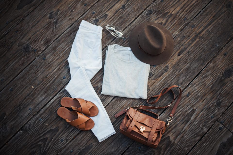 GAP_Uruguay's tweet photo. Un look total white es tu comodín para cualquier plan. #Styldby @ingridnilsen https://t.co/OxEtPLH3vu