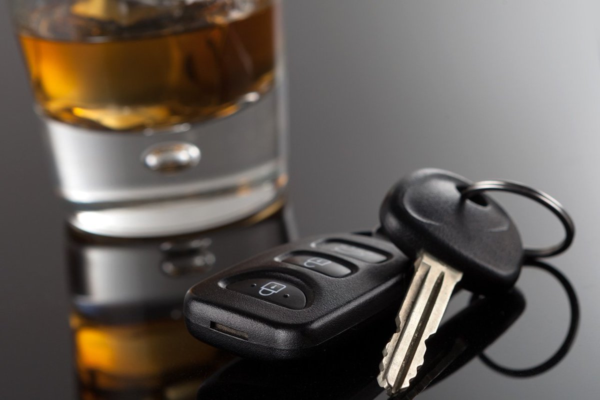 SaferDriverCert's tweet photo. It's Friday. Time to enjoy the weekend but remember plan your route home in advance #neverdrinkanddrive its not worth it. https://t.co/1RtbLfsiWE