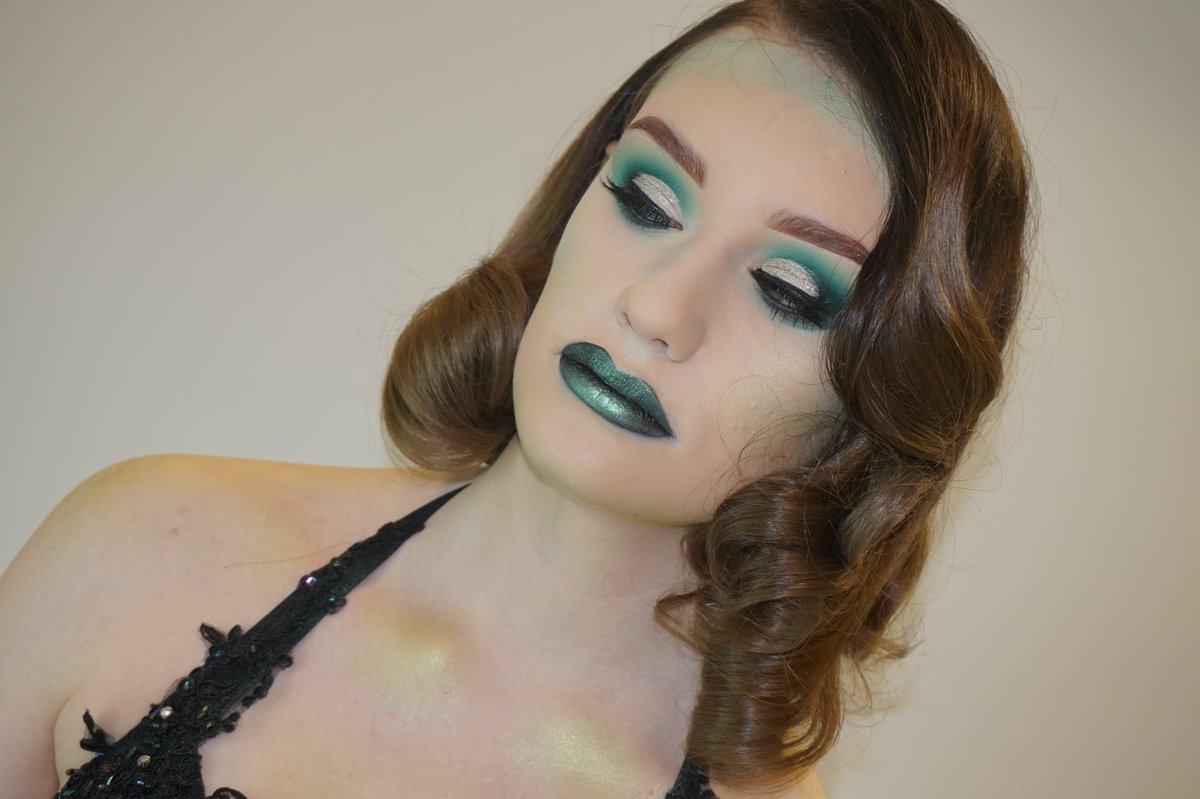 ashleyjordanj's tweet photo. Sneak Peek from my assessment last #wicked #wickedwitch #wizardofoz #oz #makeup #makeupartist #mua #assessment @inspiremakeup1 #rothcoll https://t.co/CmjkalqC3Q