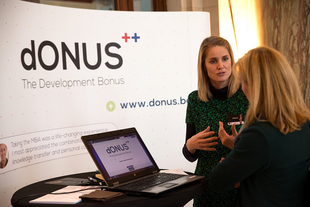 Gisteren mochten we dONUS komen uitleggen op het <a href="/Quintessence_Be/">Quintessence</a> congres: interessant én bovenal plezant!