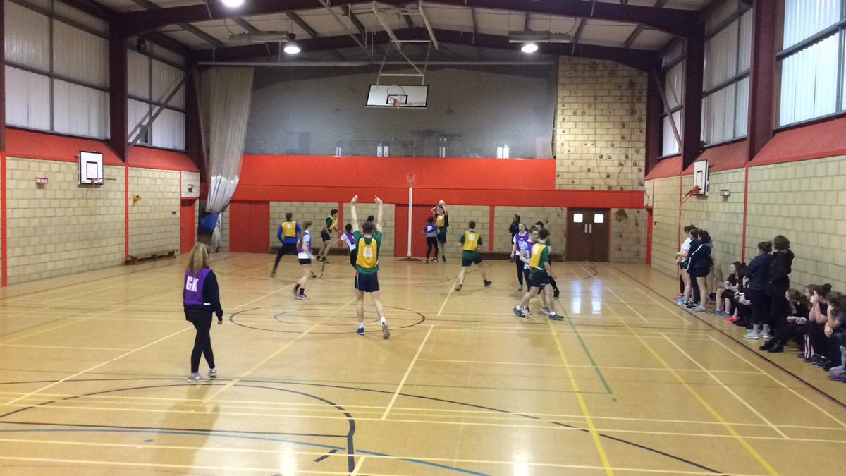 Fantastic standard at inter house netball 🏐 Cadog 2-Dewi 1; Catrin 3-Illtyd 4; Dewi 5-Llanofer 6; special mention to Ollie Robb #class 😘