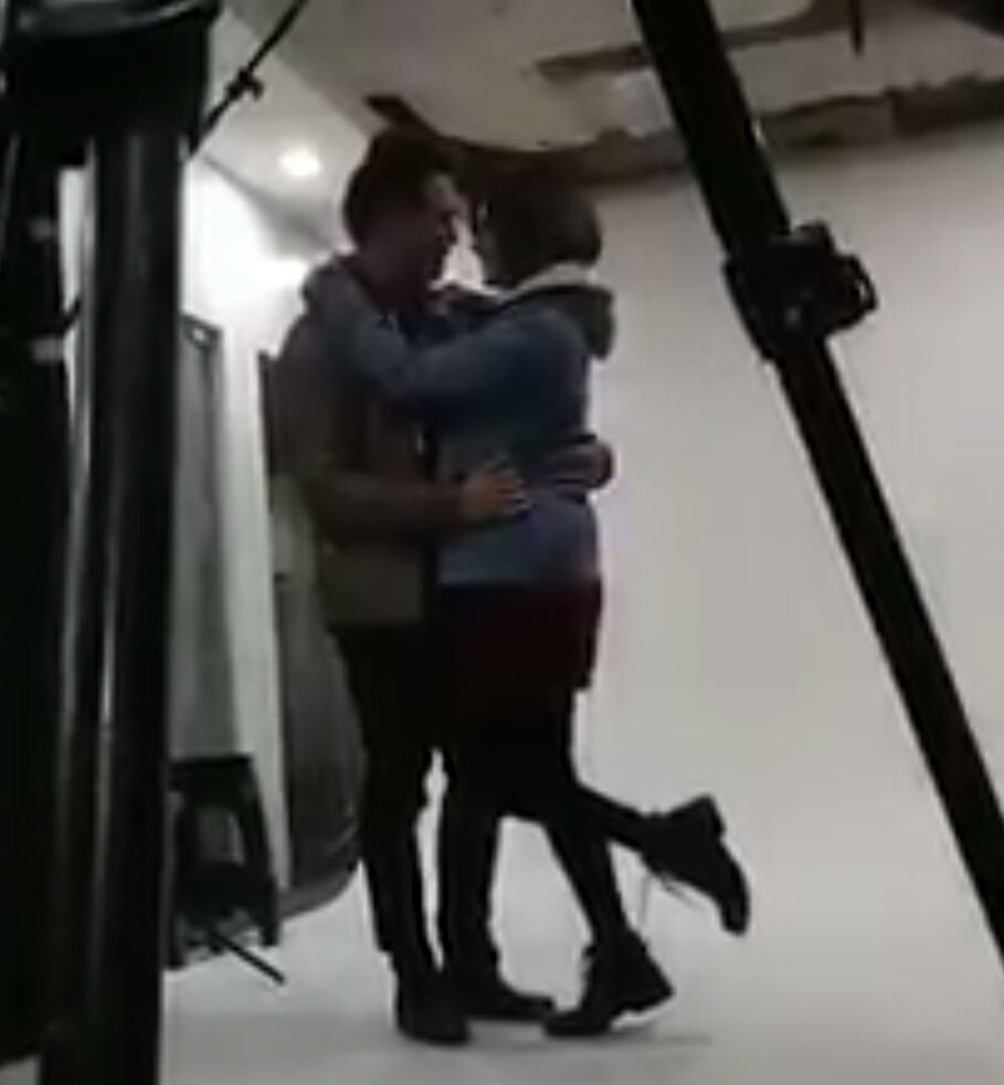 deepredgarnett's tweet photo. Sinasabi ko na nga ba buntis si Cali ng iwan ni Gio! Charot!

😂😁😍 https://t.co/TzRVLckWyE