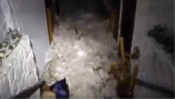 minutounocom's tweet photo. Milagro en Italia: hallan a ocho sobrevivientes en el hotel sepultado por un alud
https://t.co/r75YjtJkKm https://t.co/CpgIUskQIy