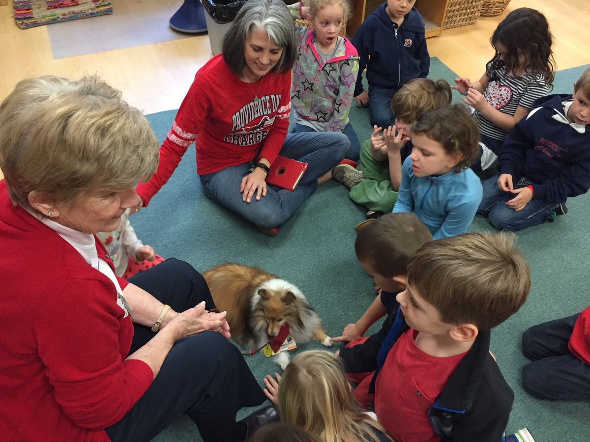 pdgivesback's tweet photo. Wendy the therapy dog stopped by our TK classrooms today to say hello. Special thanks to @LevineChildrens for your partnership. #discovery https://t.co/2ahZqweTy9