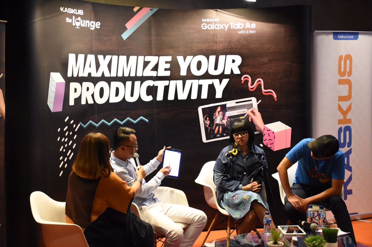 samsungID's tweet photo. Product Marketing Manager, Mohammad Satria juga hadir untuk menjelaskan keunggulan Galaxy Tab A 2016 with S Pen. #BeginTheAction https://t.co/r8CJGdBnkI