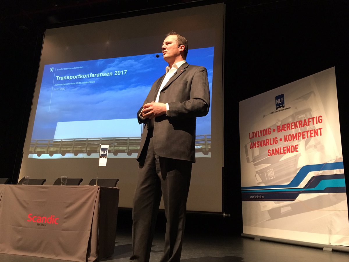- Reduksjon av vedlikeholdsetterslep er viktig for en god og sikker transportbransje, sier <a href="/ketilso/">Ketil Solvik-Olsen</a> på transportkonf. <a href="/lastebileier/">NLF</a>