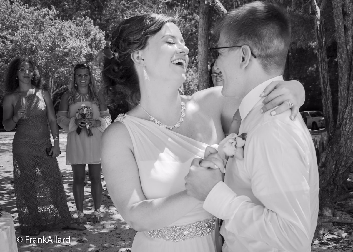 Stthomasweddin1's tweet photo. Go to https://t.co/bsOcST2rgX for more!!  #bridetips #USVINice #wedding #weddingphotographer #firstdance https://t.co/i9lytb5Flq