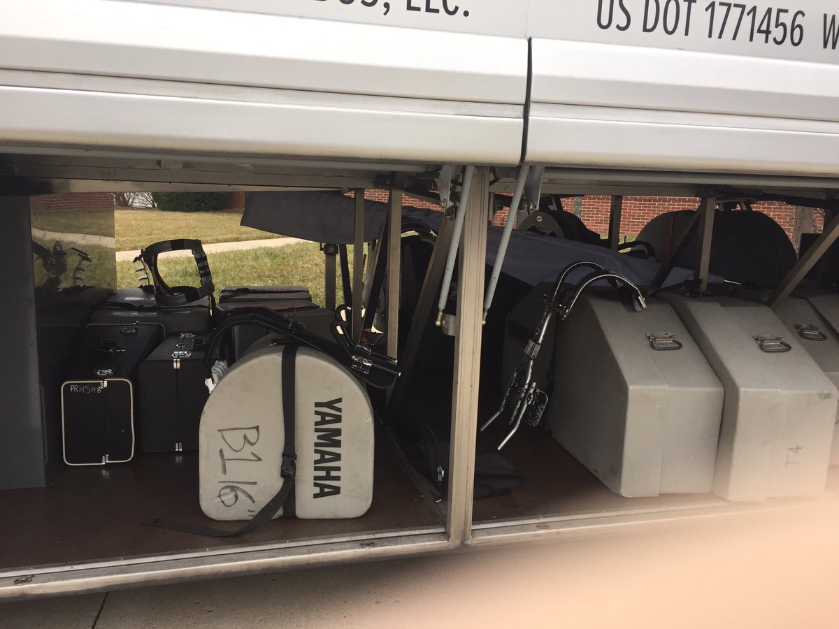 PRHS Aux getting ready to leave for the parade...exited to walk with them! #PRHSinDC <a href="/collierschools/">Collier County Public Schools</a> <a href="/PRHSBands/">Palmetto Ridge Bands</a>