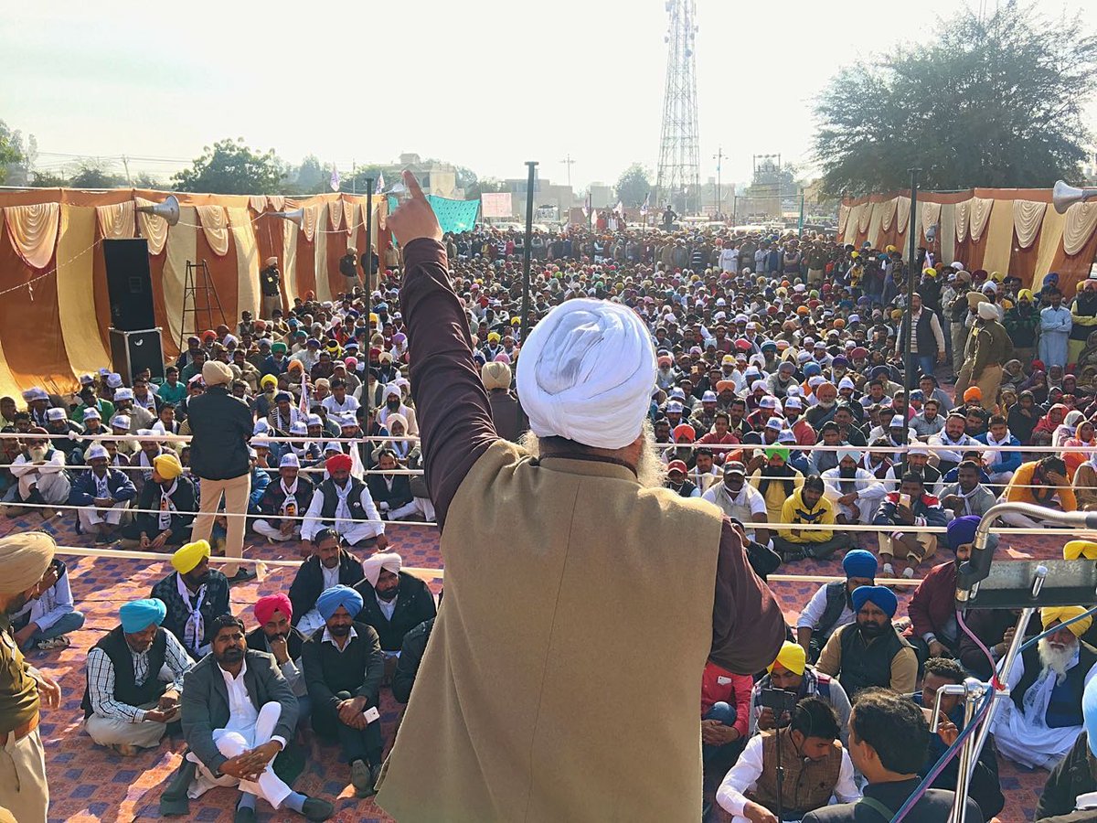 officialJarnail's tweet photo. आज हल्का लंबी मे हुई अरविन्द जी की नुक्कड़ जनसभाओं ने,
बादलो और कांग्रेसियो की नींद उड़ा दी। https://t.co/lZzFKCfkrT